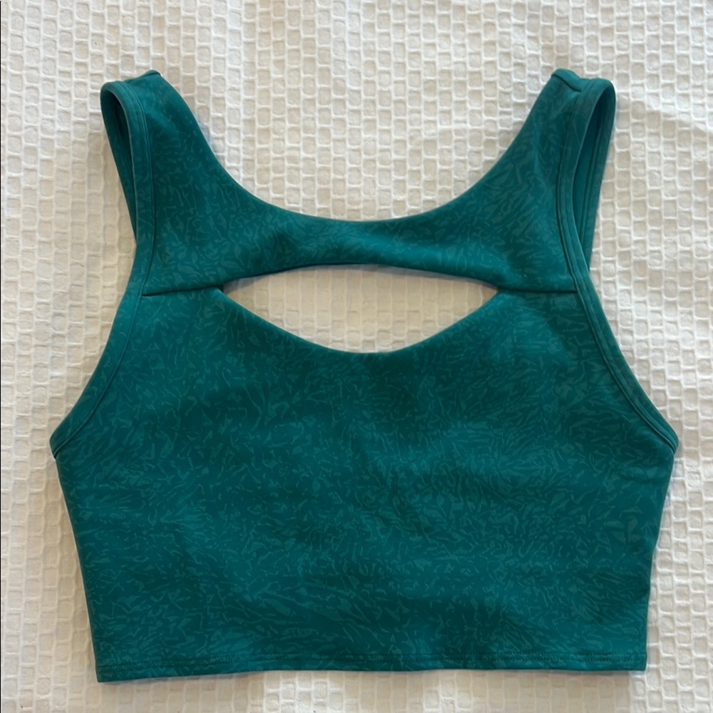 Green Sleeveless Crop Tank Top with Cut Out